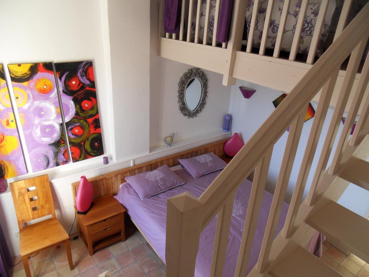 Domaine De L'Olibaou Bed & Breakfast Venelles Exterior photo