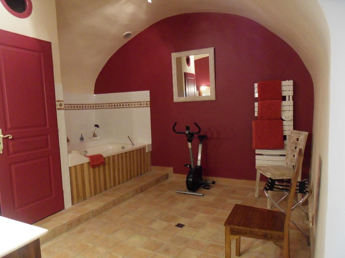 Domaine De L'Olibaou Bed & Breakfast Venelles Exterior photo